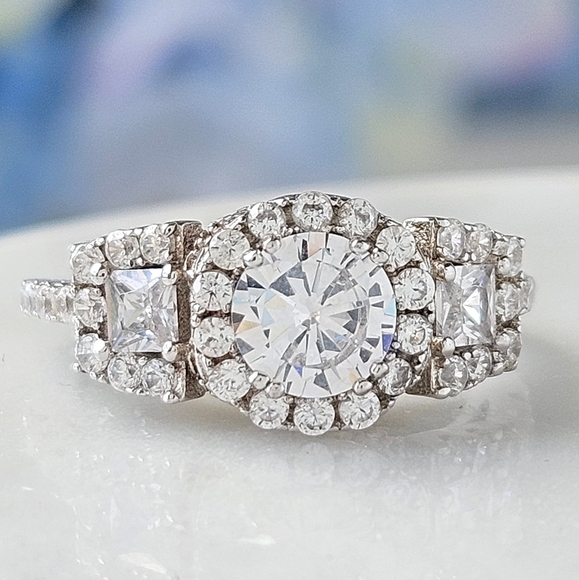 Classic Engagement Style Round Halo ring,  925 Sterling Silver - Picture 2 of 5